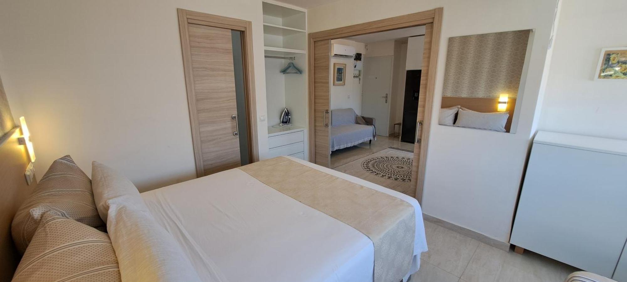 Salome Neo Suites Torremolinos Exteriör bild
